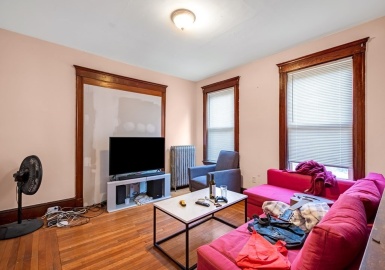 82 Columbus, Somerville, Massachusetts 02143, 4 Bedrooms Bedrooms, 7 Rooms Rooms,1 BathroomBathrooms,Residential Lease,For Rent,Columbus,72957880