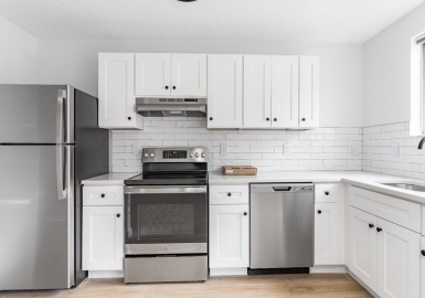 648 Washington St, Braintree, Massachusetts 02184, 1 Bedroom Bedrooms, 4 Rooms Rooms,1 BathroomBathrooms,Residential Lease,For Rent,Washington St,73068027