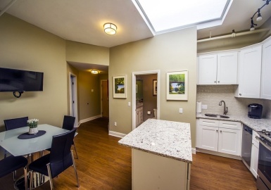 188 North Street, Boston, Massachusetts 02113, 2 Bedrooms Bedrooms, 5 Rooms Rooms,1.5 BathroomsBathrooms,Residential Lease,For Rent,North Street,73052453