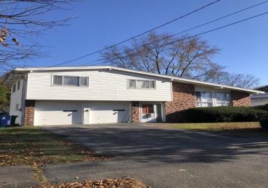 61 Esty Farm Rd, Newton, Massachusetts 02459, 4 Bedrooms Bedrooms, 7 Rooms Rooms,2.5 BathroomsBathrooms,Residential Lease,For Rent,Esty Farm Rd,73063099