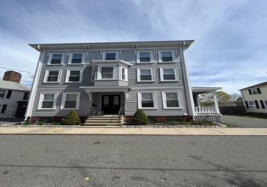 16 Franklin Place, Beverly, Massachusetts 01915, 1 Bedroom Bedrooms, 3 Rooms Rooms,1 BathroomBathrooms,Residential Lease,For Rent,Franklin Place,73066975