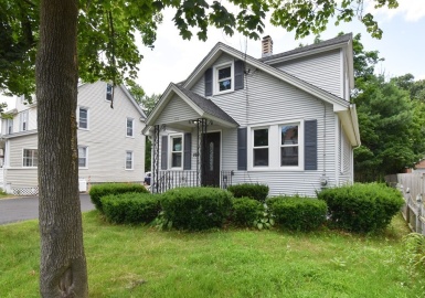108 Franklin St, Agawam, Massachusetts 01030, 3 Bedrooms Bedrooms, 5 Rooms Rooms,1 BathroomBathrooms,Residential,For Sale,Franklin St,73020285
