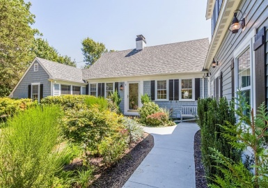 3861 Main St, Barnstable, Massachusetts 02630, 3 Bedrooms Bedrooms, 6 Rooms Rooms,3 BathroomsBathrooms,Residential,For Sale,Main St,73025075