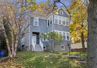 182 East Side Parkway, Newton, Massachusetts 02458, 2 Bedrooms Bedrooms, 7 Rooms Rooms,1 BathroomBathrooms,Residential,For Sale,East Side Parkway,73057604
