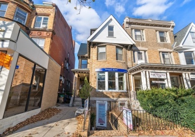 1678 Beacon, Brookline, Massachusetts 02446, 2 Bedrooms Bedrooms, 17 Rooms Rooms,2.5 BathroomsBathrooms,Residential Income,For Sale,Beacon,73065550