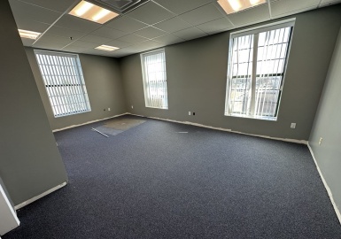 209 Bedford Street, Fall River, Massachusetts 02720, ,Commercial Lease,For Rent,Bedford Street,73086968