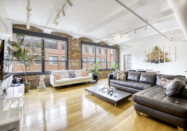 121 Beach, Boston, Massachusetts 02111, 2 Bedrooms Bedrooms, 4 Rooms Rooms,2 BathroomsBathrooms,Residential Lease,For Rent,Beach,72996840