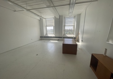 657 Quarry St, Fall River, Massachusetts 02723, ,Commercial Lease,For Rent,Quarry St,73153300