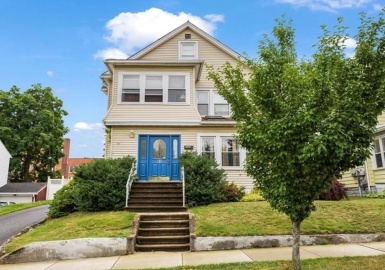 65 Bonneville Avenue, Chicopee, Massachusetts 01013, 5 Bedrooms Bedrooms, 11 Rooms Rooms,2 BathroomsBathrooms,Residential Income,For Sale,Bonneville Avenue,73070845