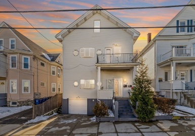 21 Tapley Ave, Revere, Massachusetts 02151, 5 Bedrooms Bedrooms, 10 Rooms Rooms,2 BathroomsBathrooms,Residential Income,For Sale,Tapley Ave,73072797