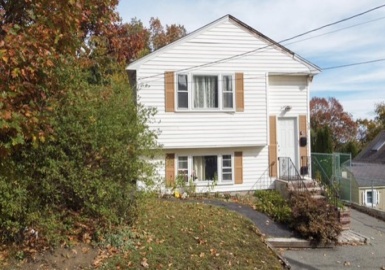 15 Overlea Ave, Saugus, Massachusetts 01906, 4 Bedrooms Bedrooms, 10 Rooms Rooms,2 BathroomsBathrooms,Residential Income,For Sale,Overlea Ave,73054313