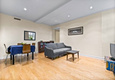 60 Glen Rd., Brookline, Massachusetts 02445, 2 Bedrooms Bedrooms, 5 Rooms Rooms,2 BathroomsBathrooms,Residential Lease,For Rent,Glen Rd.,73059563