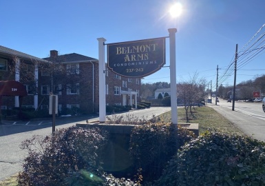 237 Main, Reading, Massachusetts 01867, 2 Bedrooms Bedrooms, 4 Rooms Rooms,1 BathroomBathrooms,Residential Lease,For Rent,Main,73063233