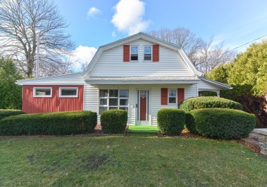 30 Davenport St, Worcester, Massachusetts 01610, 3 Bedrooms Bedrooms, 6 Rooms Rooms,1.5 BathroomsBathrooms,Residential,For Sale,Davenport St,73062127