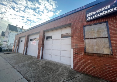 41 N Summer St, Holyoke, Massachusetts 01040, ,Commercial Sale,For Sale,N Summer St,73055548