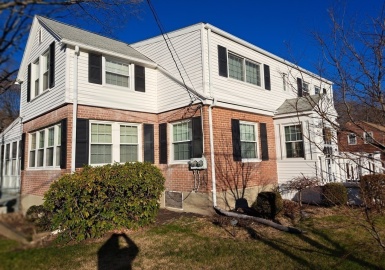196 Clover Street, Worcester, Massachusetts 01603, 3 Bedrooms Bedrooms, 9 Rooms Rooms,2 BathroomsBathrooms,Residential Income,For Sale,Clover Street,73068688