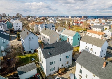 265 John St, Fall River, Massachusetts 02721, 9 Bedrooms Bedrooms, 18 Rooms Rooms,3 BathroomsBathrooms,Residential Income,For Sale,John St,73069239