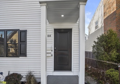 64 Court, Medford, Massachusetts 02155, 4 Bedrooms Bedrooms, 10 Rooms Rooms,2 BathroomsBathrooms,Residential Income,For Sale,Court,73059469