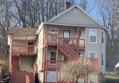 29 Fiske Street, Southbridge, Massachusetts 01550, 6 Bedrooms Bedrooms, 12 Rooms Rooms,2 BathroomsBathrooms,Residential Income,For Sale,Fiske Street,73067160