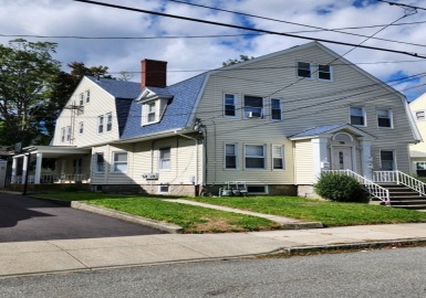 78 Madison Street, Fall River, Massachusetts 02720, 11 Bedrooms Bedrooms, 20 Rooms Rooms,3 BathroomsBathrooms,Residential Income,For Sale,Madison Street,73049121
