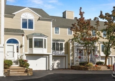 37 Constitution Lane, Danvers, Massachusetts 01923, 2 Bedrooms Bedrooms, 5 Rooms Rooms,2 BathroomsBathrooms,Residential Lease,For Rent,Constitution Lane,73069954