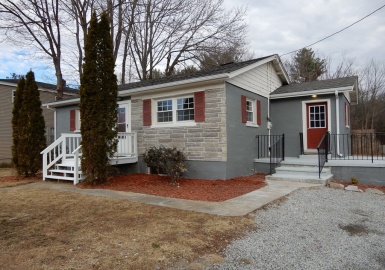 60 Main Street, Sturbridge, Massachusetts 01566, ,Commercial Sale,For Sale,Main Street,73080052