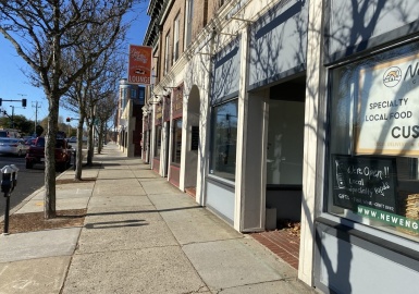 813 Washington St, Newton, Massachusetts 02460, ,Commercial Lease,For Rent,Washington St,73060331