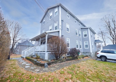 3 Hunnewell St, Melrose, Massachusetts 02176, 7 Bedrooms Bedrooms, 19 Rooms Rooms,4 BathroomsBathrooms,Residential Income,For Sale,Hunnewell St,73068617