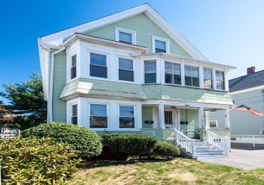 15 Strafford Pl, Lynn, Massachusetts 01905, 5 Bedrooms Bedrooms, 11 Rooms Rooms,2 BathroomsBathrooms,Residential Income,For Sale,Strafford Pl,73038326