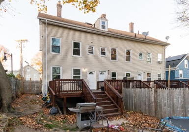 72-74 Chestnut St, Marlborough, Massachusetts 01752, 12 Bedrooms Bedrooms, 24 Rooms Rooms,3 BathroomsBathrooms,Residential Income,For Sale,Chestnut St,73059706