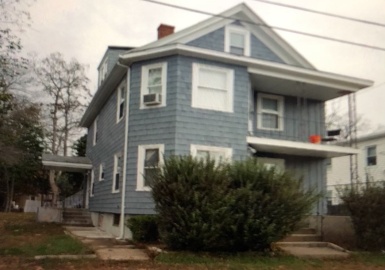 82 Carpenter St, Attleboro, Massachusetts 02703, 4 Bedrooms Bedrooms, 10 Rooms Rooms,2 BathroomsBathrooms,Residential Income,For Sale,Carpenter St,73081135