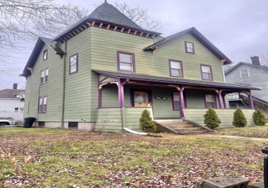 176 Everett St, Southbridge, Massachusetts 01550, 4 Bedrooms Bedrooms, 8 Rooms Rooms,2 BathroomsBathrooms,Residential Income,For Sale,Everett St,73063577