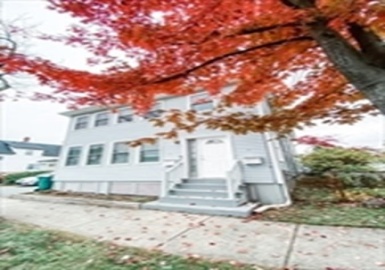 61-63 Locust St, Lynn, Massachusetts 01904, 4 Bedrooms Bedrooms, 10 Rooms Rooms,2 BathroomsBathrooms,Residential Income,For Sale,Locust St,73078232