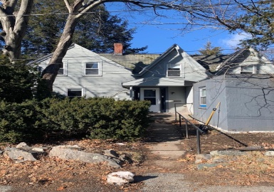 71A Burlington, Woburn, Massachusetts 01801, 4 Bedrooms Bedrooms, 7 Rooms Rooms,1.5 BathroomsBathrooms,Residential Lease,For Rent,Burlington,73064330
