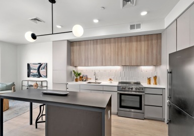 35 W 2nd, Boston, Massachusetts 02127, 1 Bedroom Bedrooms, 3 Rooms Rooms,1 BathroomBathrooms,Residential Lease,For Rent,W 2nd,73056056