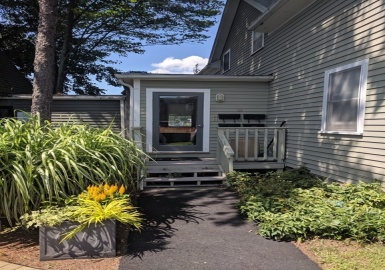 118A Commonwealth Ave, Concord, Massachusetts 01742, 1 Bedroom Bedrooms, 3 Rooms Rooms,1 BathroomBathrooms,Residential Lease,For Rent,Commonwealth Ave,73057869