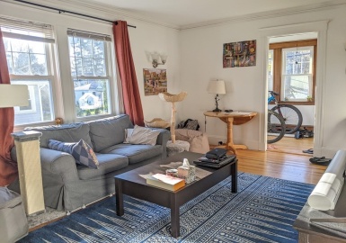 29-31 Bennington, Newton, Massachusetts 02458, 2 Bedrooms Bedrooms, 6 Rooms Rooms,1 BathroomBathrooms,Residential Lease,For Rent,Bennington,73068307