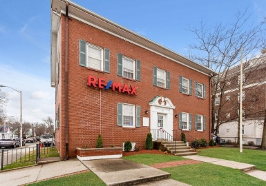 133 Maple Street, Springfield, Massachusetts 01105, ,Commercial Lease,For Rent,Maple Street,73017308