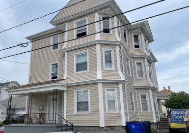 596 Slade Street, Fall River, Massachusetts 02724, 9 Bedrooms Bedrooms, 18 Rooms Rooms,3 BathroomsBathrooms,Residential Income,For Sale,Slade Street,73032873
