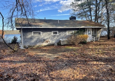 9 Santuit Ln, Mashpee, Massachusetts 02649, 2 Bedrooms Bedrooms, 5 Rooms Rooms,1 BathroomBathrooms,Residential,For Sale,Santuit Ln,73064297