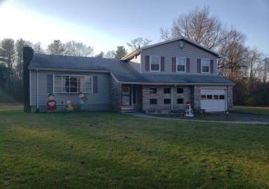 349 Cushman Rd, Rochester, Massachusetts 02770, 3 Bedrooms Bedrooms, 8 Rooms Rooms,2 BathroomsBathrooms,Residential,For Sale,Cushman Rd,73060638