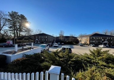 45 Macy St, Amesbury, Massachusetts 01913, 2 Bedrooms Bedrooms, 4 Rooms Rooms,1 BathroomBathrooms,Residential,For Sale,Macy St,73064066