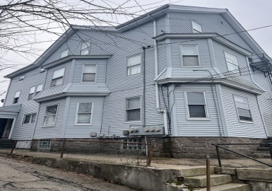 175/177 Hamlet, Fall River, Massachusetts 02724, 11 Bedrooms Bedrooms, 26 Rooms Rooms,5 BathroomsBathrooms,Residential Income,For Sale,Hamlet,73073668