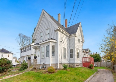 18 Prospect Ave, Brockton, Massachusetts 02301, 5 Bedrooms Bedrooms, 11 Rooms Rooms,2 BathroomsBathrooms,Residential Income,For Sale,Prospect Ave,73059061