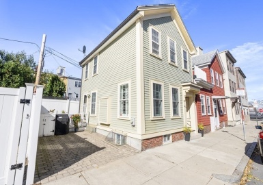 147 K Street, Boston, Massachusetts 02127, 2 Bedrooms Bedrooms, 5 Rooms Rooms,2 BathroomsBathrooms,Residential,For Sale,K Street,73049596