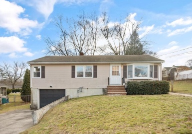 10 Cleveland St, Lawrence, Massachusetts 01843, 3 Bedrooms Bedrooms, 5 Rooms Rooms,1 BathroomBathrooms,Residential,For Sale,Cleveland St,73066554