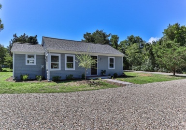 8 River Road, Bourne, Massachusetts 02559, 2 Bedrooms Bedrooms, 4 Rooms Rooms,1 BathroomBathrooms,Residential,For Sale,River Road,73044319