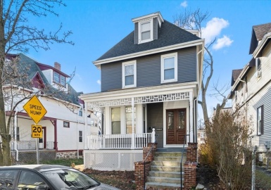 28 Wabon Street, Boston, Massachusetts 02121, 4 Bedrooms Bedrooms, 9 Rooms Rooms,2 BathroomsBathrooms,Residential Income,For Sale,Wabon Street,73068083