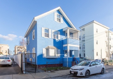 3 Basswood St, Lawrence, Massachusetts 01841, 8 Bedrooms Bedrooms, 12 Rooms Rooms,2.5 BathroomsBathrooms,Residential Income,For Sale,Basswood St,73070033