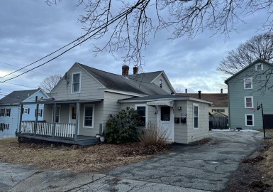 52 Church St, Spencer, Massachusetts 01562, 4 Bedrooms Bedrooms, 11 Rooms Rooms,3 BathroomsBathrooms,Residential Income,For Sale,Church St,73074584